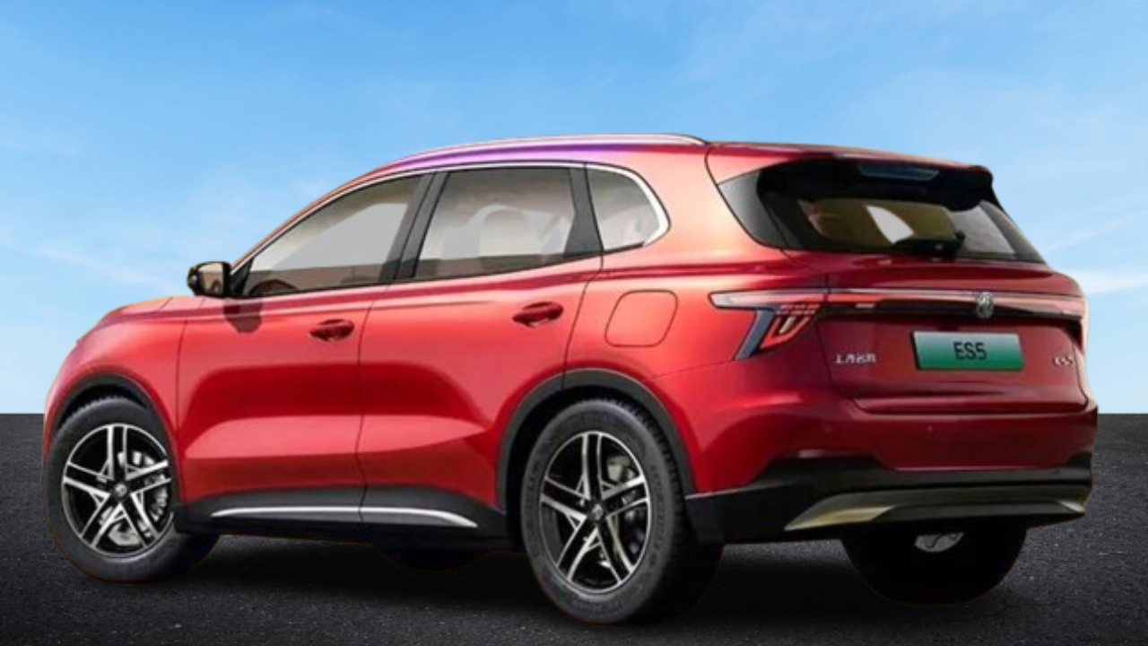 JSW MG Motor Electric SUVs India lineup