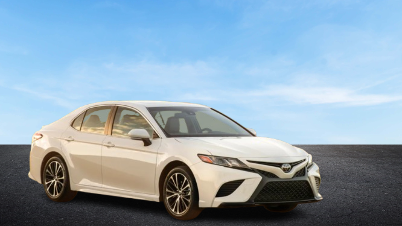 Best Sedans for City Traffic – Toyota Camry